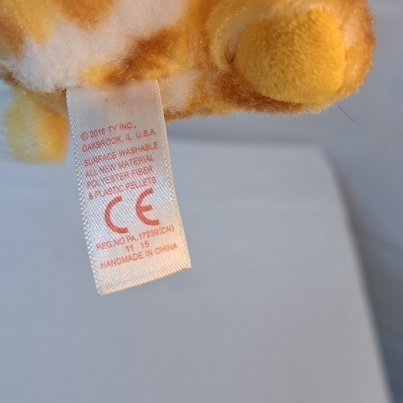 TY Beanie Boo Plush Pablo the Chihuahua 9 inch - Picture 4 of 7